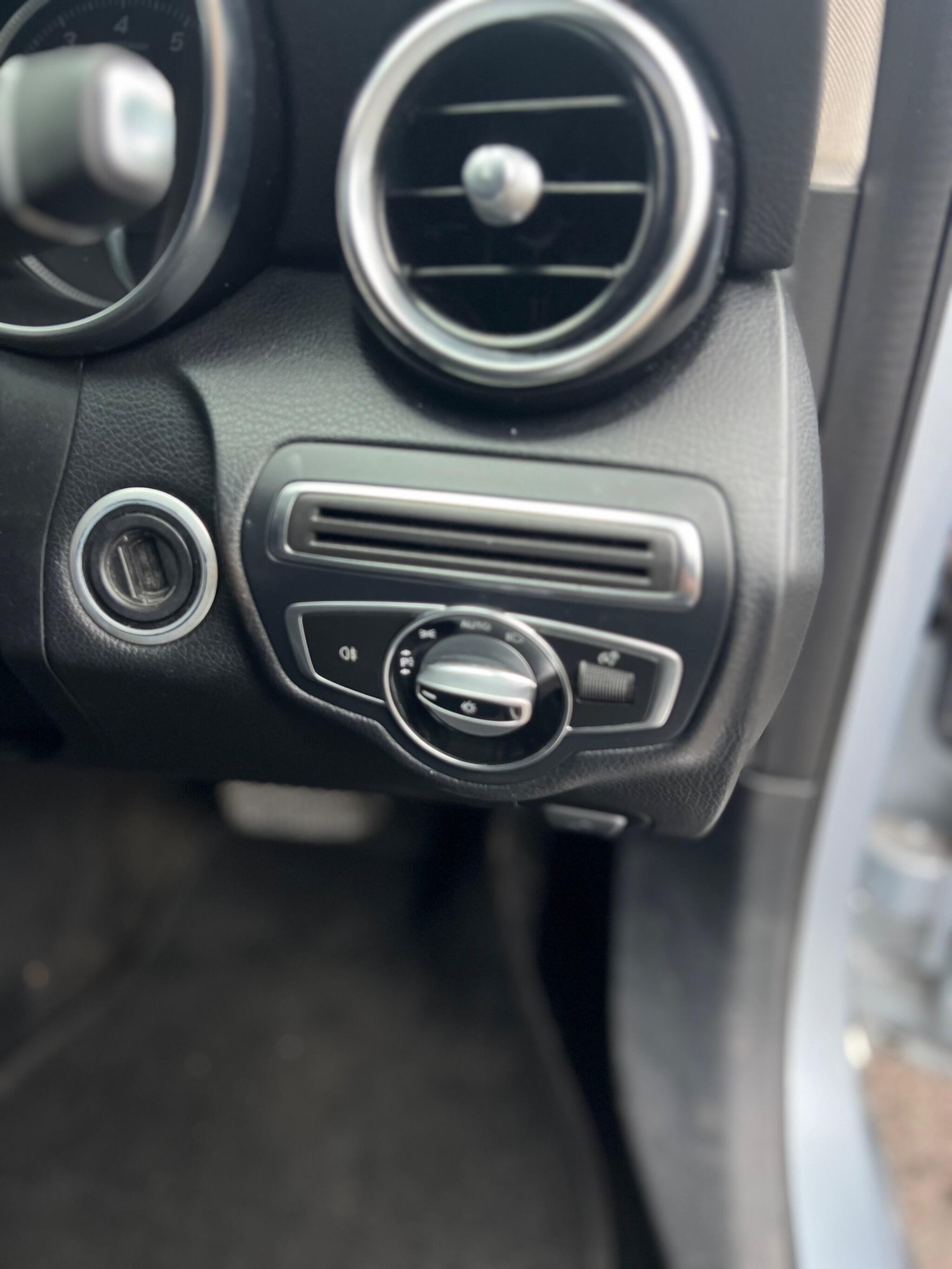 Used Mercedes-Benz C Class 2015 for sale - 77358568: Photo 19