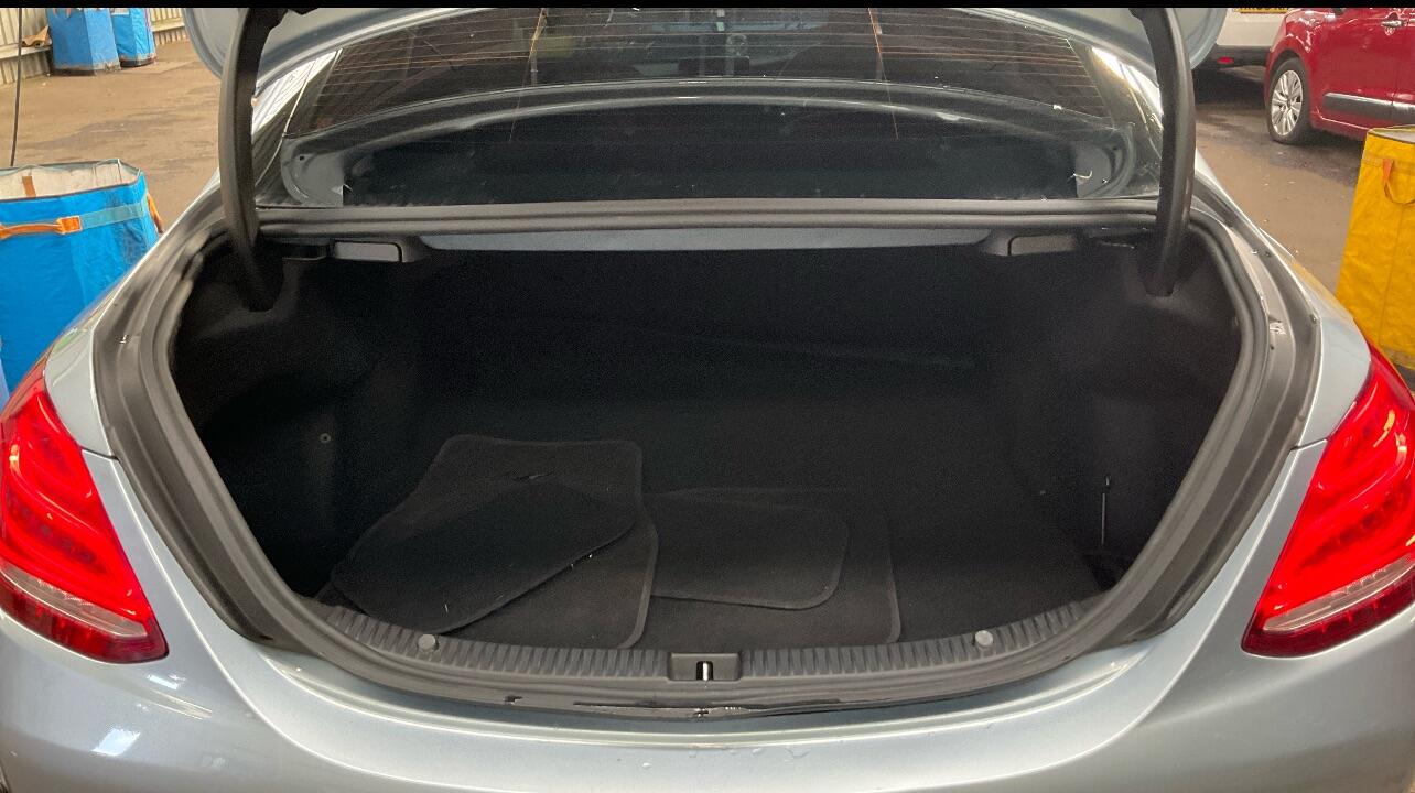 Used Mercedes-Benz C Class 2015 for sale - 77358568: Photo 8