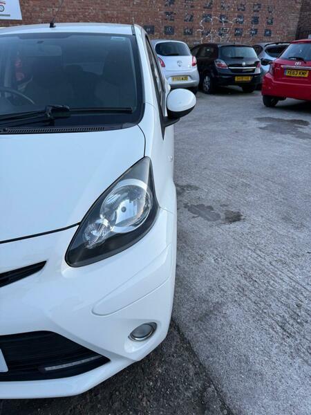 Used Toyota AYGO 2012 for sale - 78184451: Photo 38