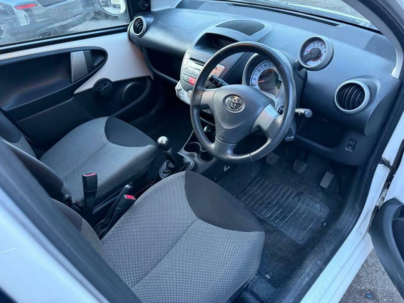 Used Toyota AYGO 2012 for sale - 78184451: Photo 42