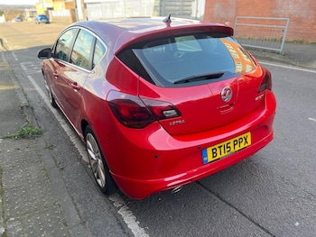 Used Vauxhall Astra 2015 for sale - 76002497: Photo