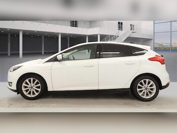 Used Ford Focus 2015 for sale - 77305669: Photo