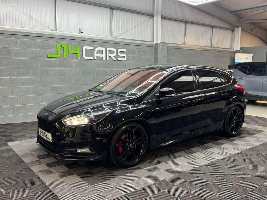 Used Ford Focus 2016 for sale - 76798098: Photo 1