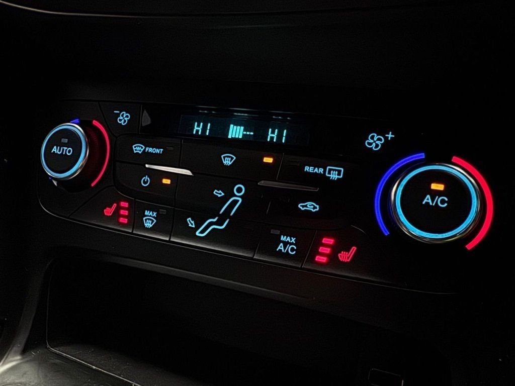 Used Ford Focus 2016 for sale - 76798098: Photo 24