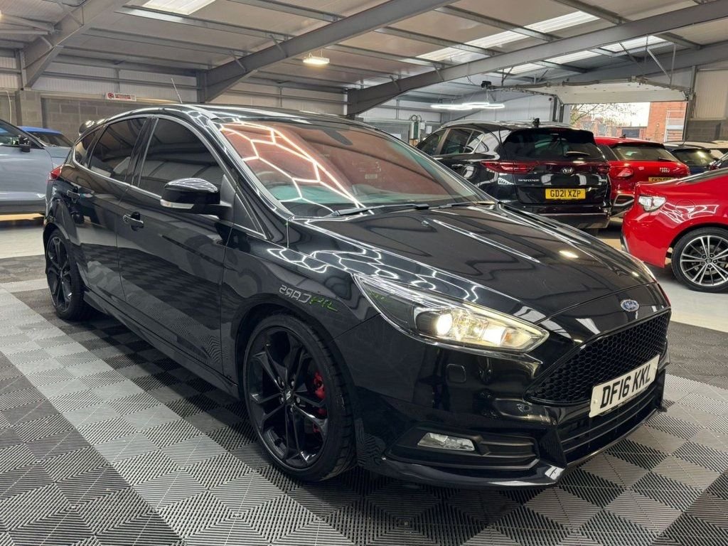 Used Ford Focus 2016 for sale - 76798098: Photo 3