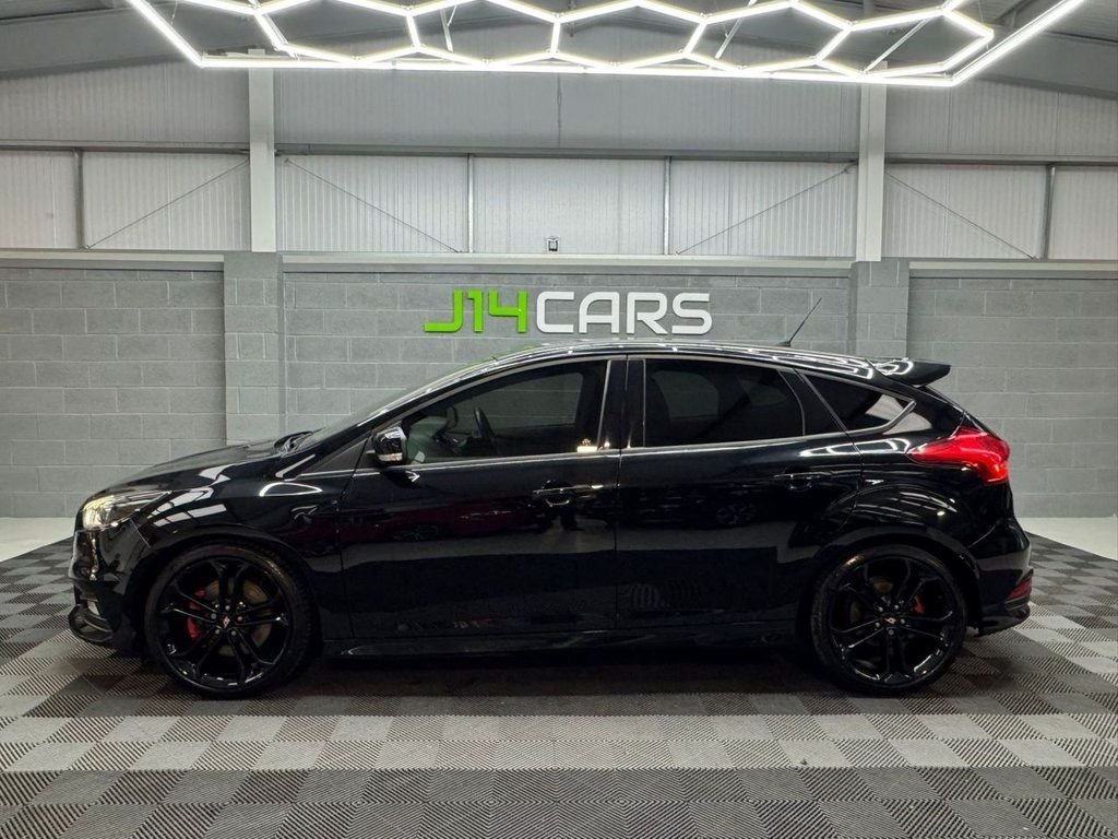 Used Ford Focus 2016 for sale - 76798098: Photo 4