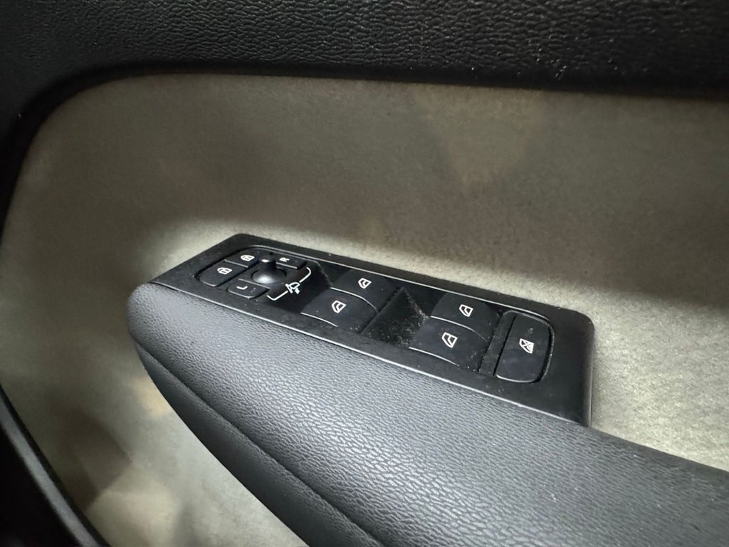 Used Volvo XC40 2021 for sale - 76470083: Photo 21