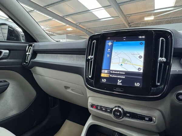 Used Volvo XC40 2022 for sale - 74866062: Photo 10