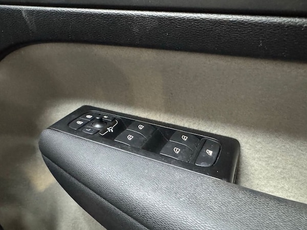 Used Volvo XC40 2022 for sale - 74866062: Photo 24