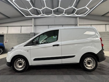 Used Ford Transit Courier 2020 for sale - 77211993: Photo