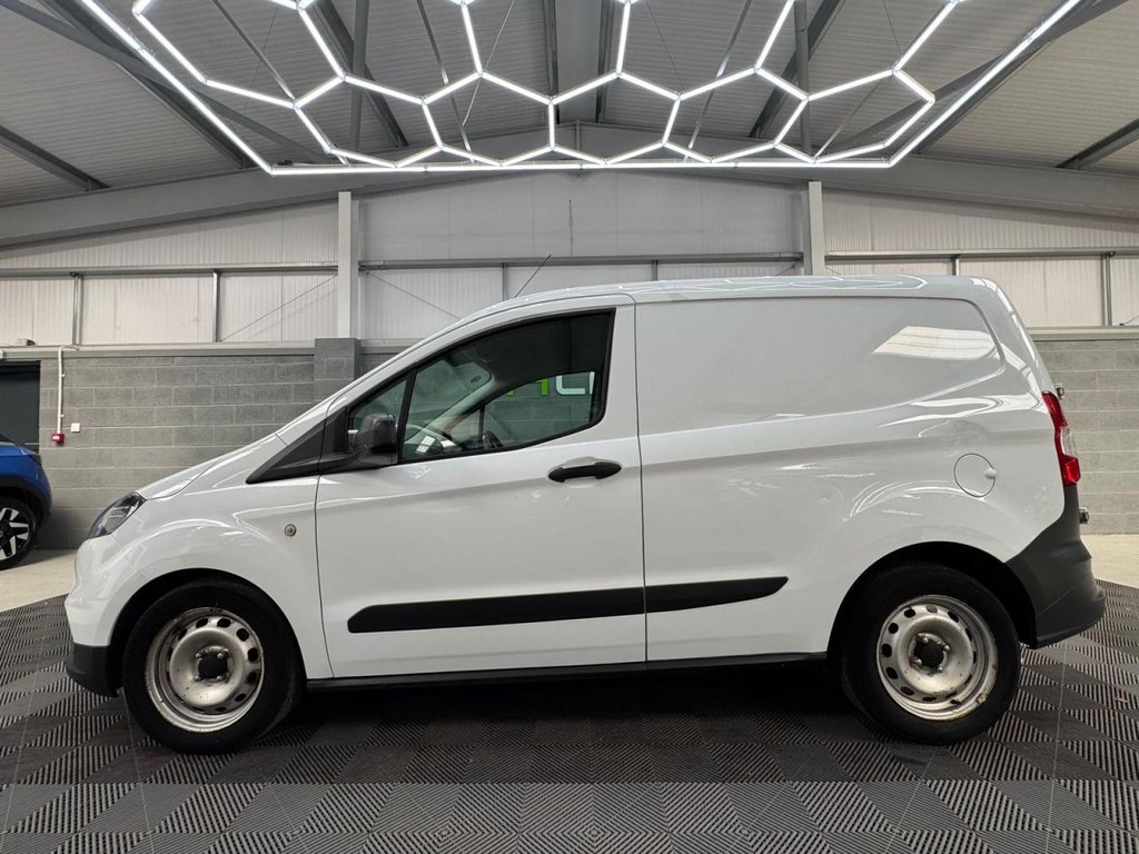 Used Ford Transit Courier 2020 for sale - 76333213: Photo 4