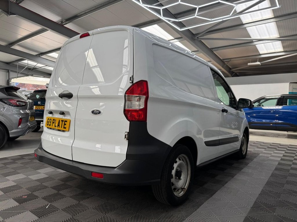 Used Ford Transit Courier 2020 for sale - 76739980: Photo 11