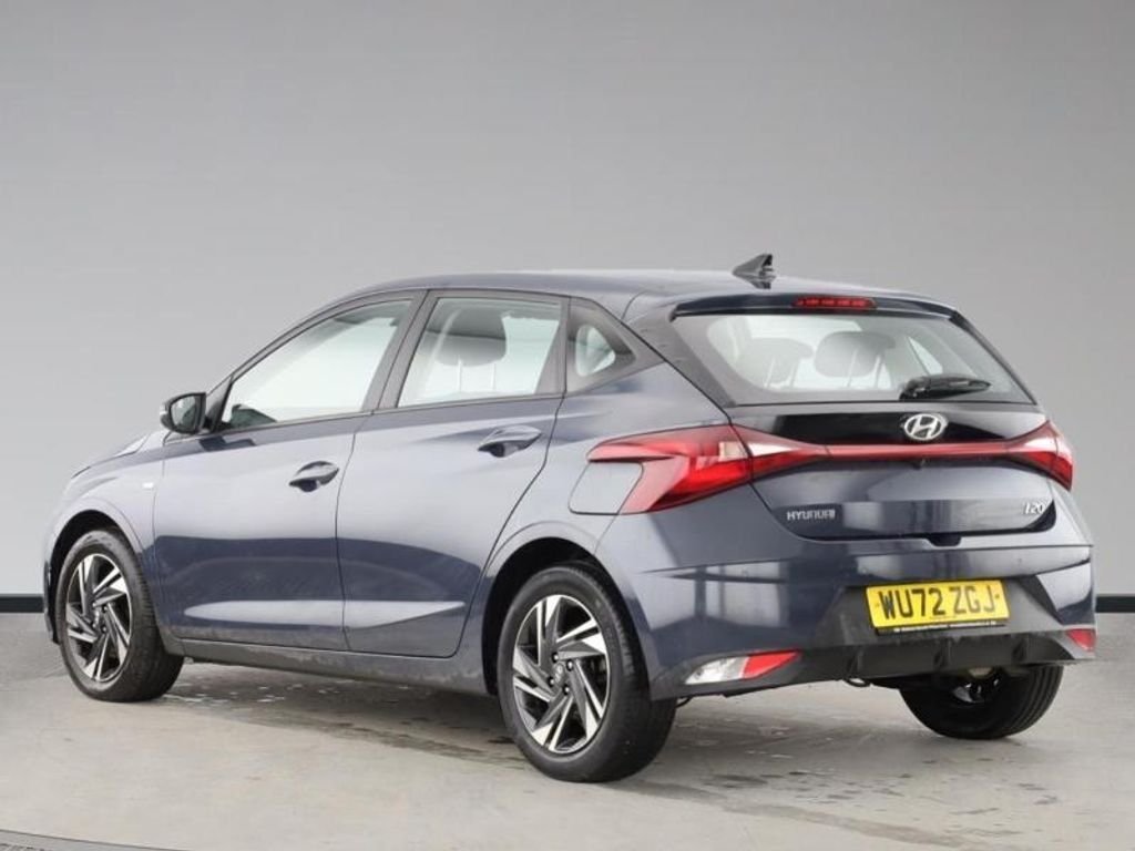 Used Hyundai i20 2022 for sale - 76642760: Photo 5
