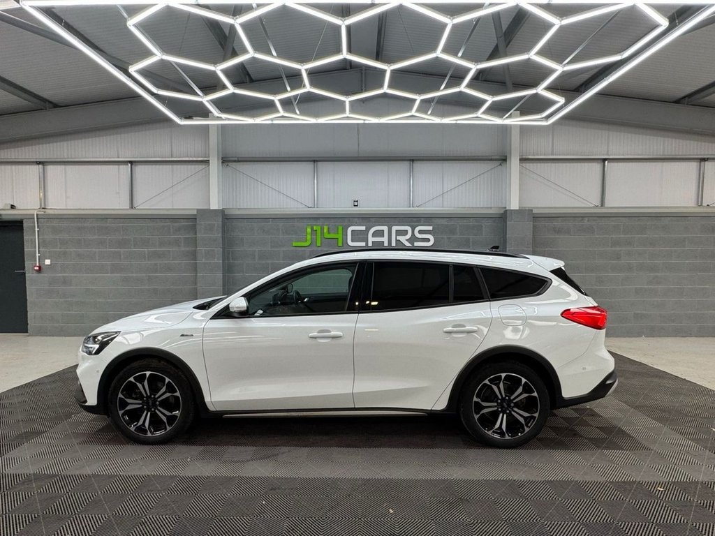 Used Ford Focus 2022 for sale - 76686411: Photo 4