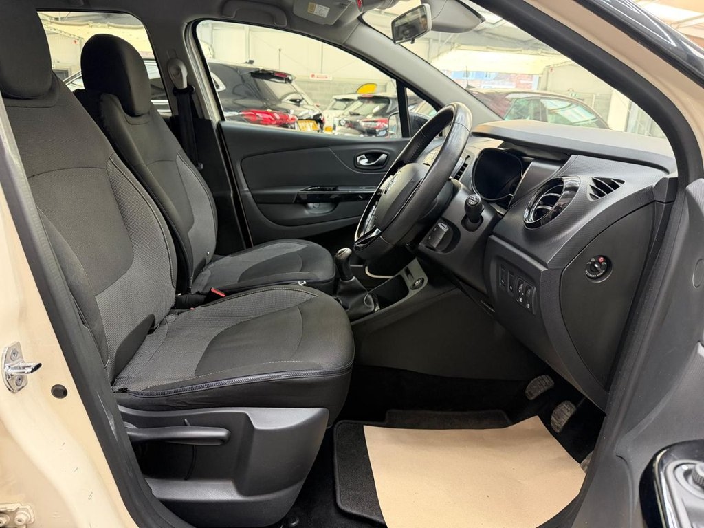 Used Renault Captur 2014 for sale - 78167321: Photo 6