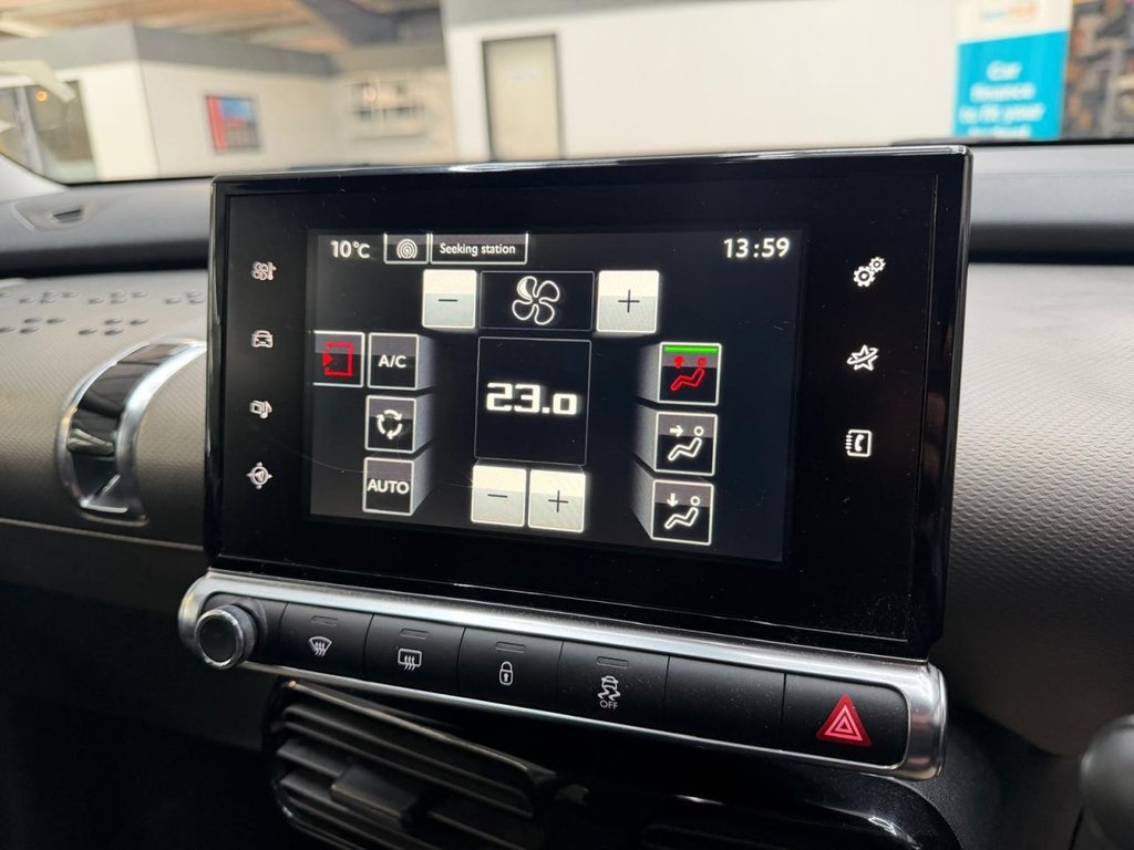 Used Citroen C4 Cactus 2015 for sale - 77499038: Photo 22