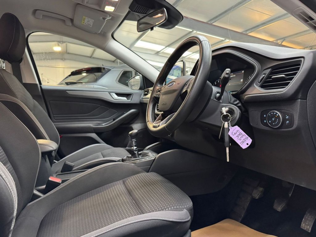 Used Ford Focus 2022 for sale - 75853261: Photo 16