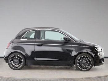 Used Fiat 500 2023 for sale - 78583380: Photo