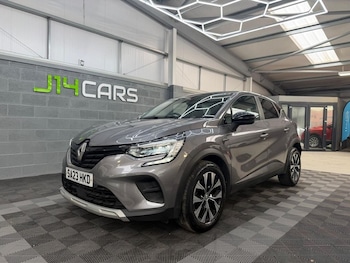 Used Renault Captur 2023 for sale - 78371855: Photo