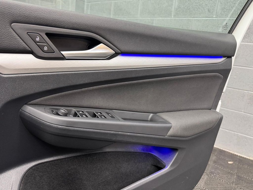 Used Volkswagen Golf 2022 for sale - 76642823: Photo 24