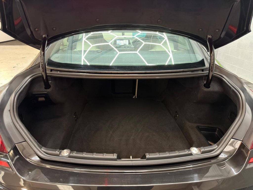 Used BMW 6 Series 2017 for sale - 77088893: Photo 14