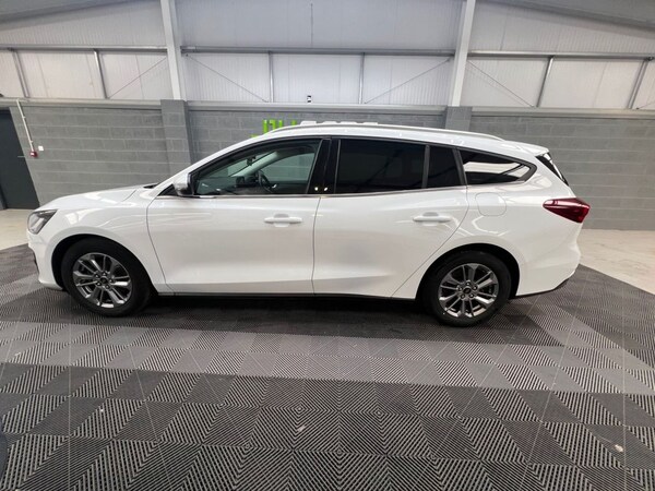 Used Ford Focus 2022 for sale - 75619610: Photo 4