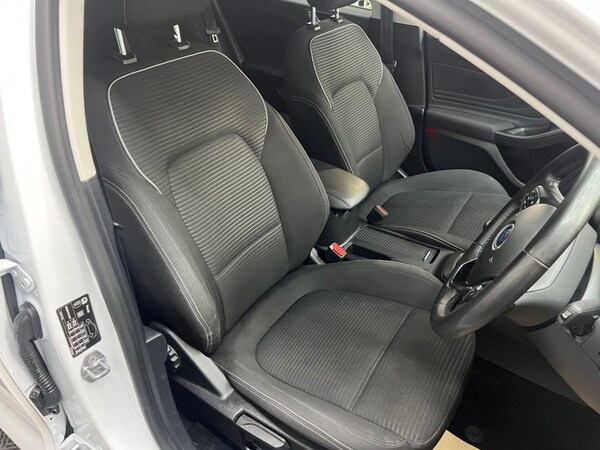 Used Ford Focus 2022 for sale - 75619610: Photo 6