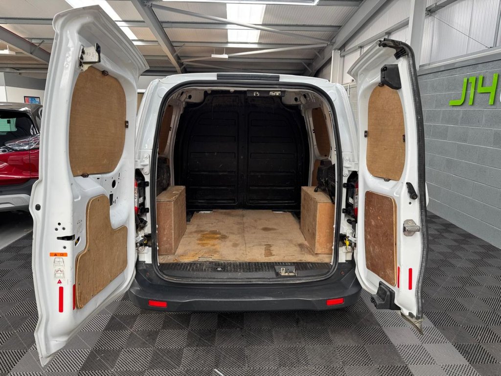 Used Ford Transit Courier 2020 for sale - 77263065: Photo 6