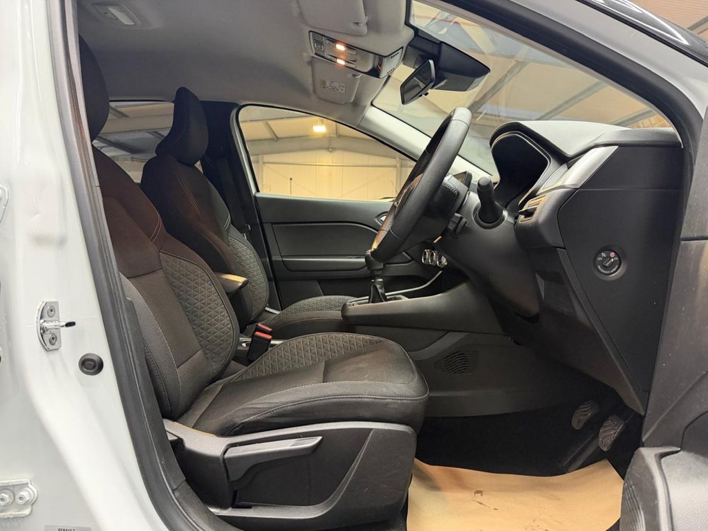 Used Renault Captur 2022 for sale - 77171816: Photo 6