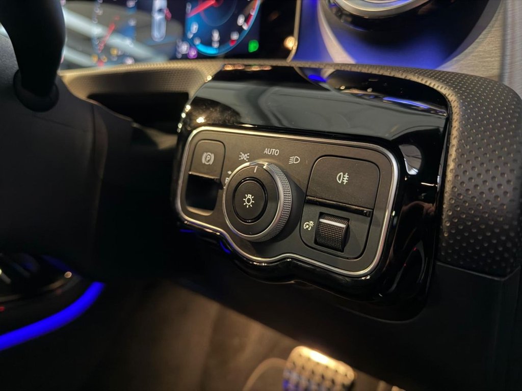 Used Mercedes-Benz A-Class 2018 for sale - 77463699: Photo 17