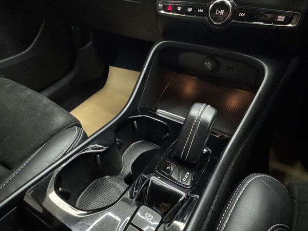 Used Volvo XC40 2022 for sale - 75086958: Photo 7