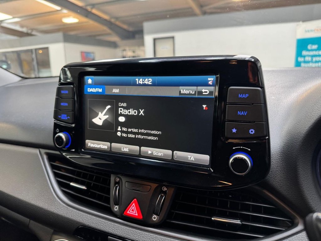 Used Hyundai i30 2017 for sale - 76396175: Photo 24