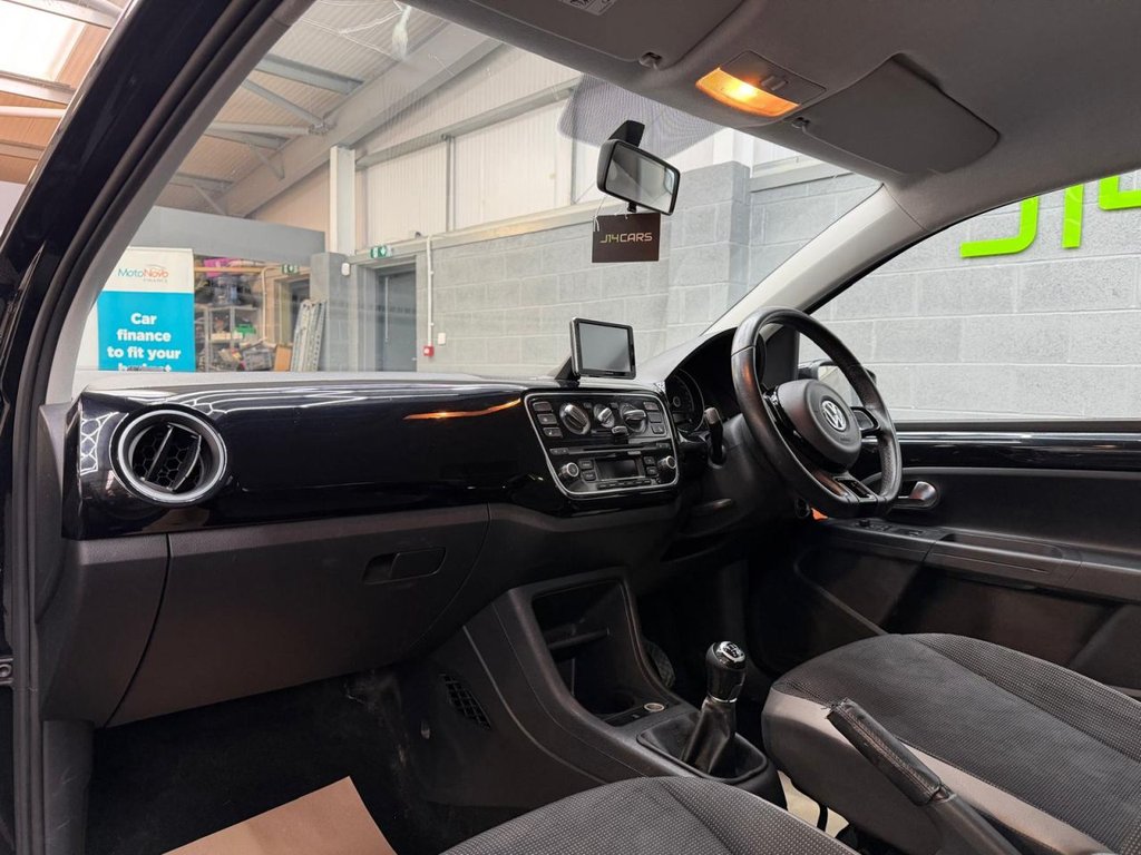 Used Volkswagen up! 2016 for sale - 77520914: Photo 18
