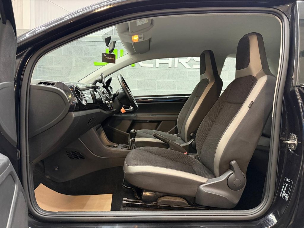 Used Volkswagen up! 2016 for sale - 77520914: Photo 6