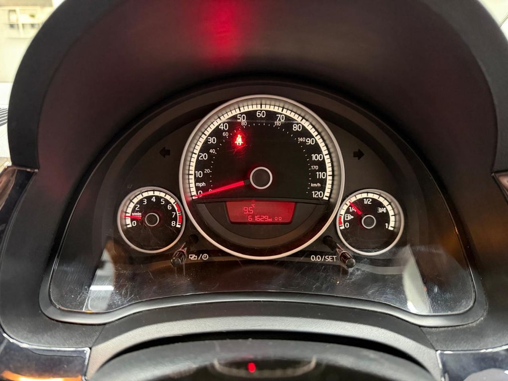 Used Volkswagen up! 2016 for sale - 77520914: Photo 8