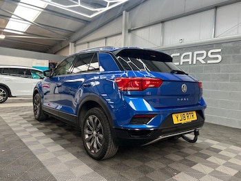 Used Volkswagen T-Roc 2018 for sale - 75853254: Photo