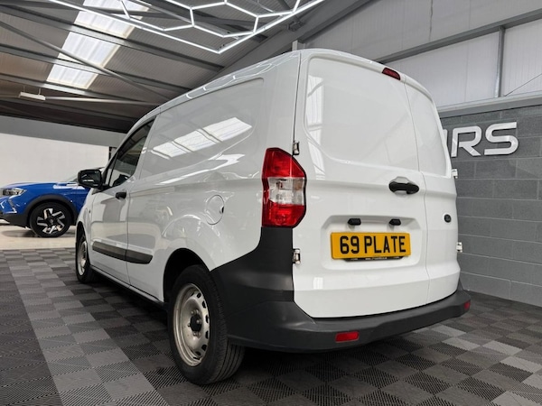 Used Ford Transit Courier 2020 for sale - 76235280: Photo 11