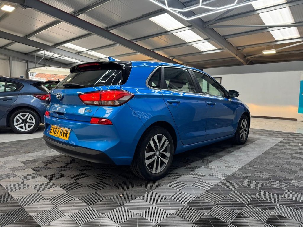 Used Hyundai i30 2017 for sale - 76496151: Photo 14