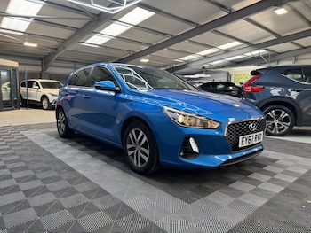 Used Hyundai i30 2017 for sale - 76496151: Photo