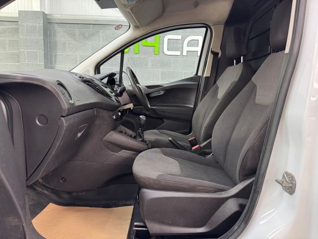 Used Ford Transit Courier 2020 for sale - 76520429: Photo 18