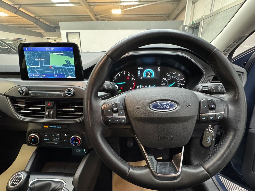 Used Ford Focus 2022 for sale - 76867409: Photo 7