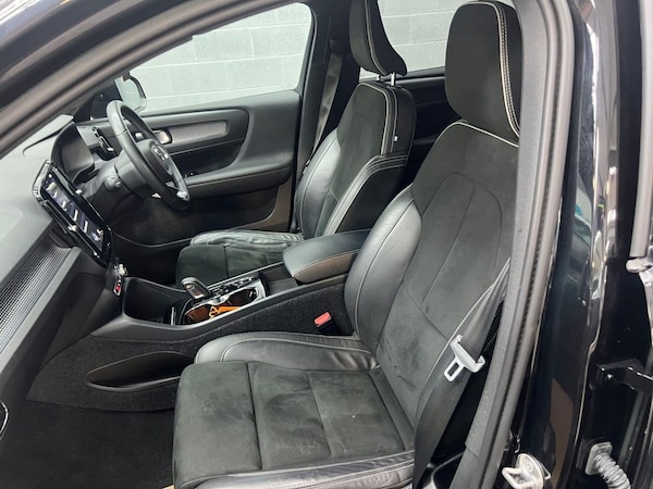 Used Volvo XC40 2022 for sale - 75619605: Photo 9