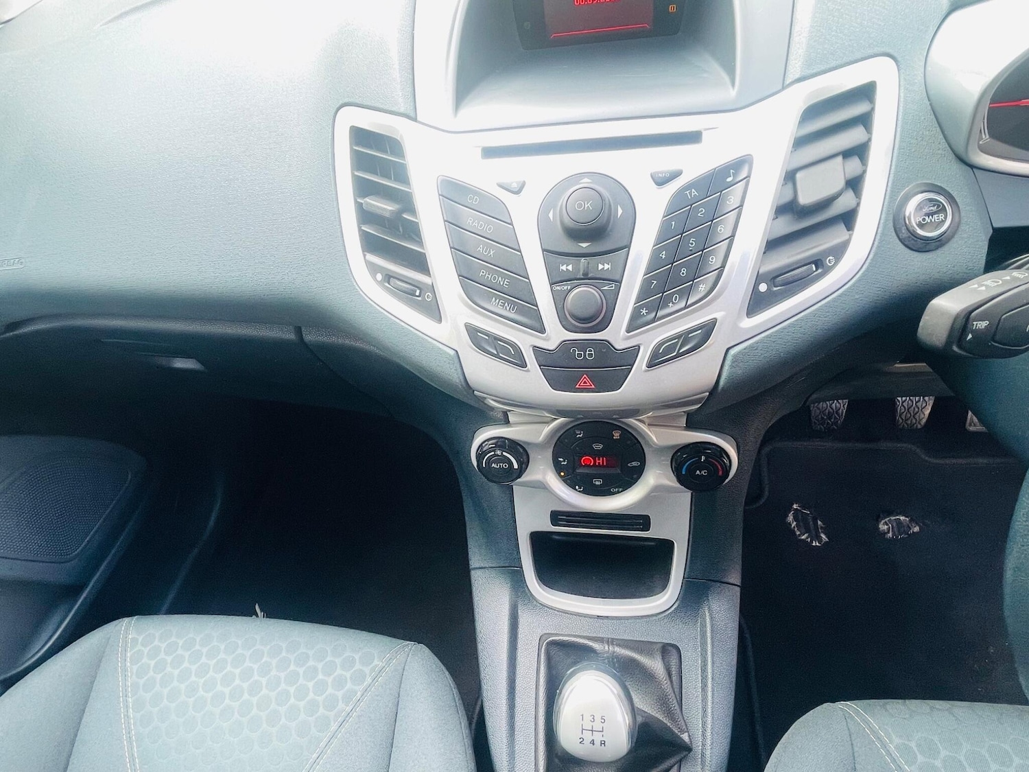 Vehicle 28