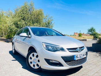 Used Vauxhall Astra 2019 for sale - 75246703: Photo