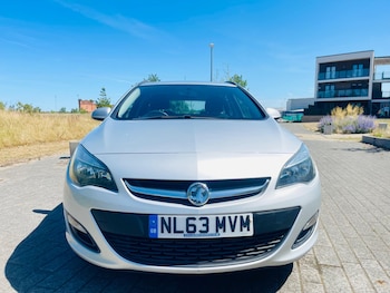 Used Vauxhall Astra 2019 for sale - 75246703: Photo