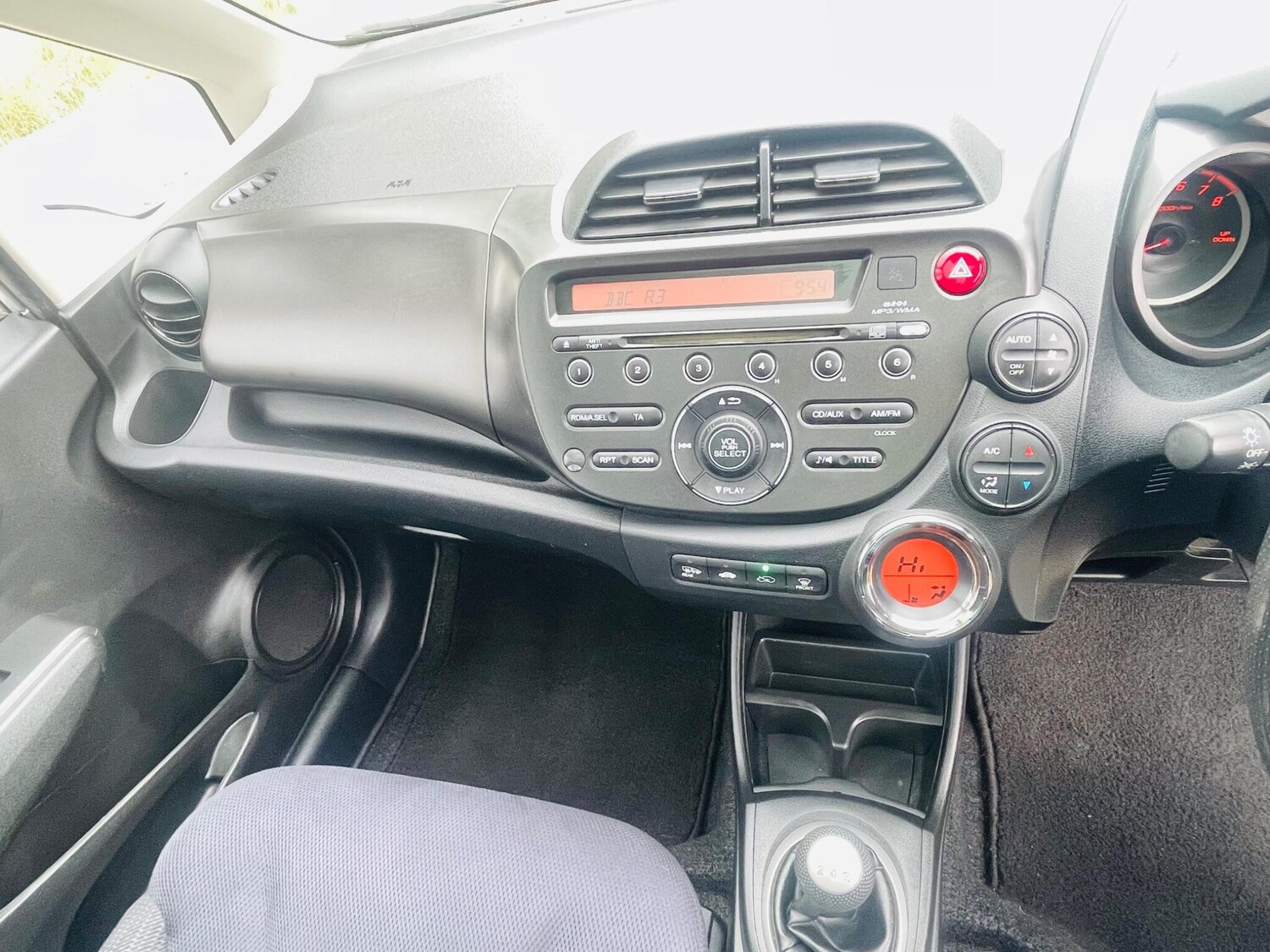 Vehicle 28
