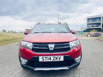 Used Dacia Sandero Stepway 2014 for sale - 75697261: Photo
