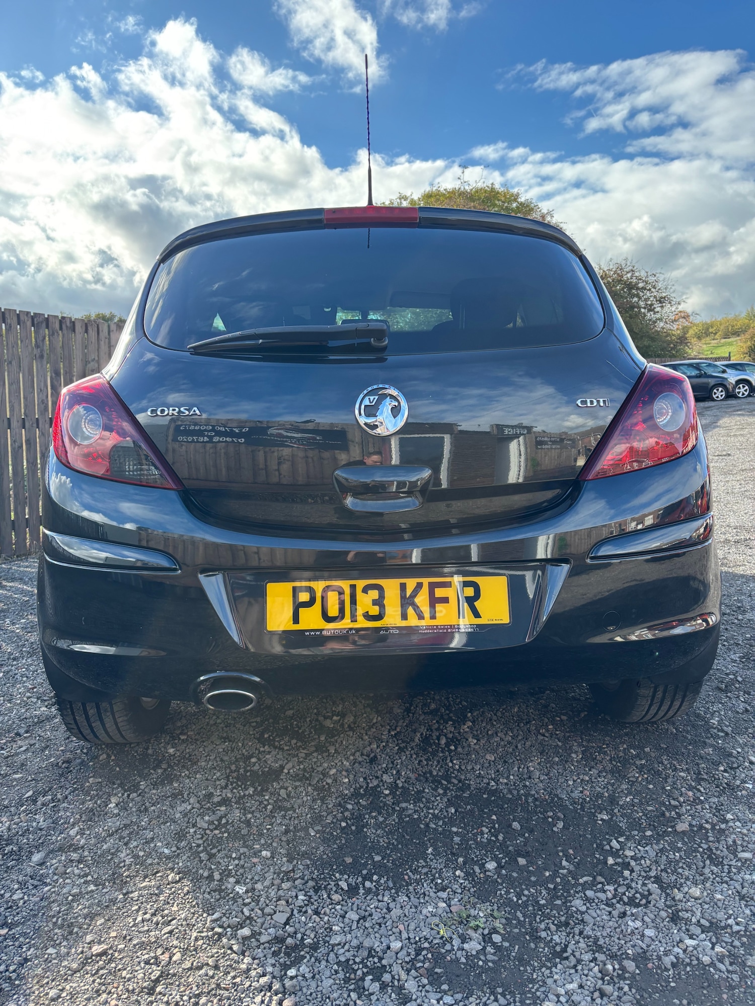 Used Vauxhall Corsa 2013 for sale - 76334881: Photo 3