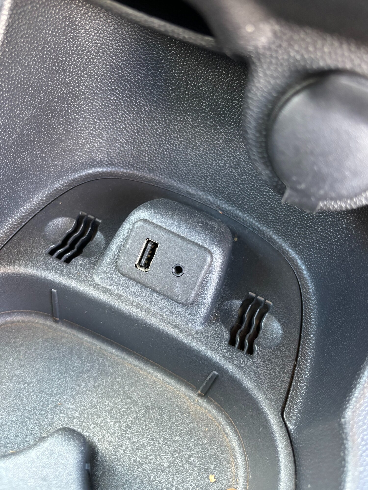 Used Vauxhall Corsa 2013 for sale - 76334881: Photo 31