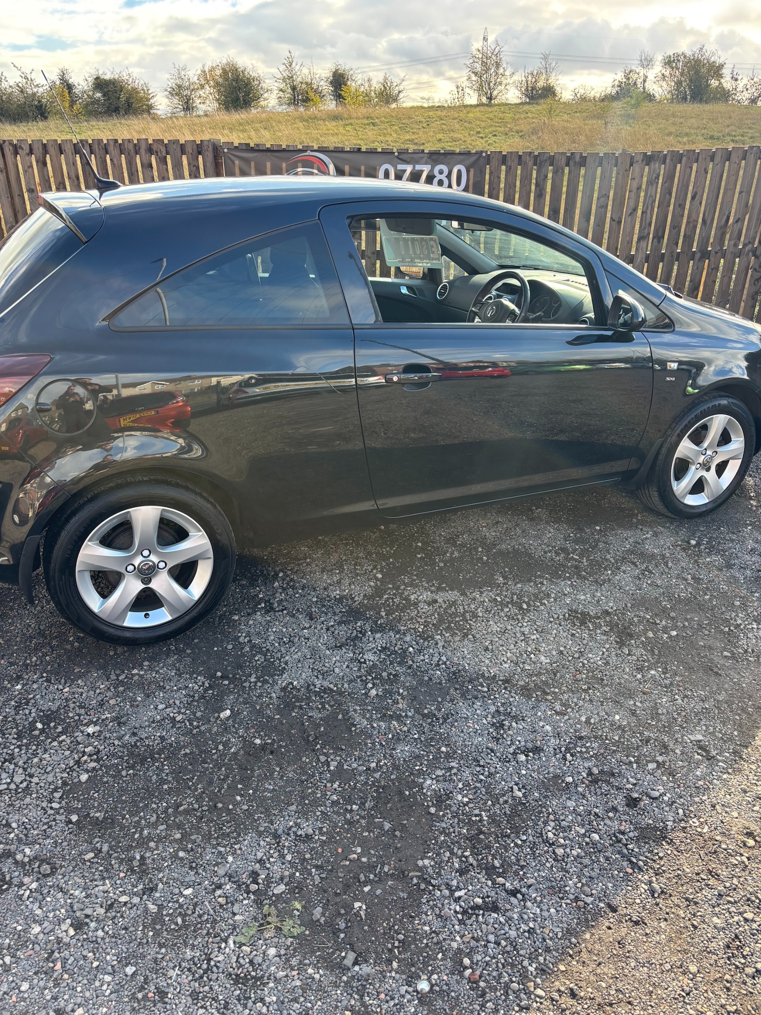 Used Vauxhall Corsa 2013 for sale - 76334881: Photo 9